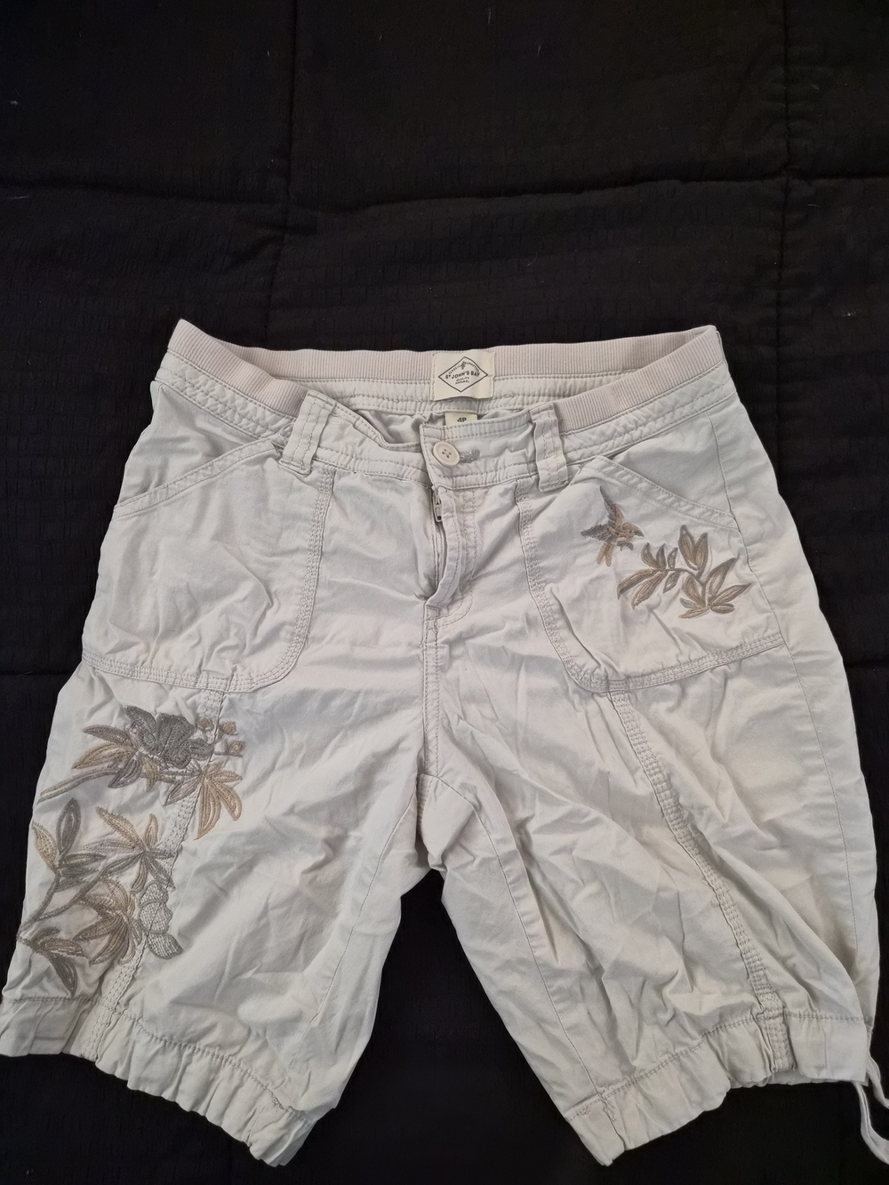 ✨ Vintage St. John’s Bay Cargo Shorts ✨